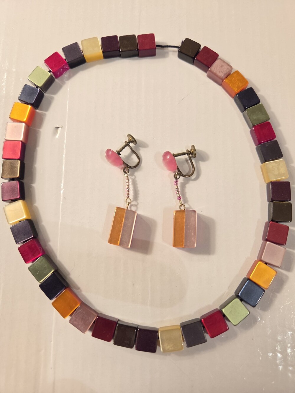Colorblock Square Bead Necklace and Pink Drop Earrings Set